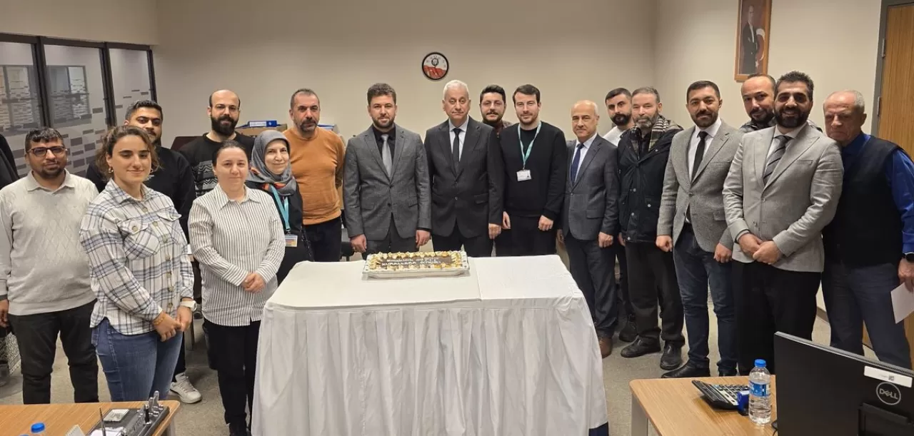 Elazığ Fethi Sekin Şehir Hastanesi'nde Duygusal Emeklilik Töreni