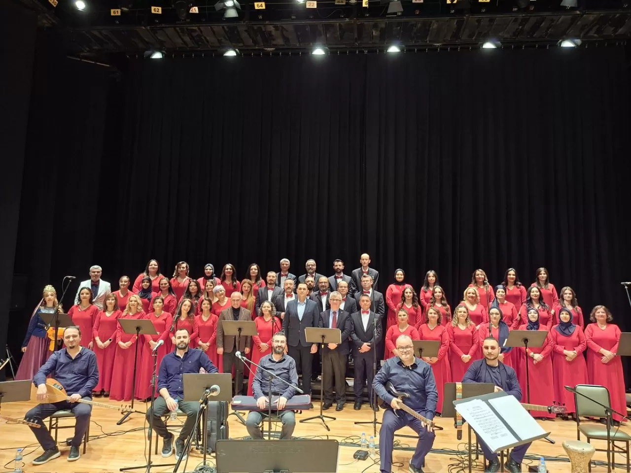 Eskişehir Şehir Hastanesi Çalışanlarından Koro Gecesi