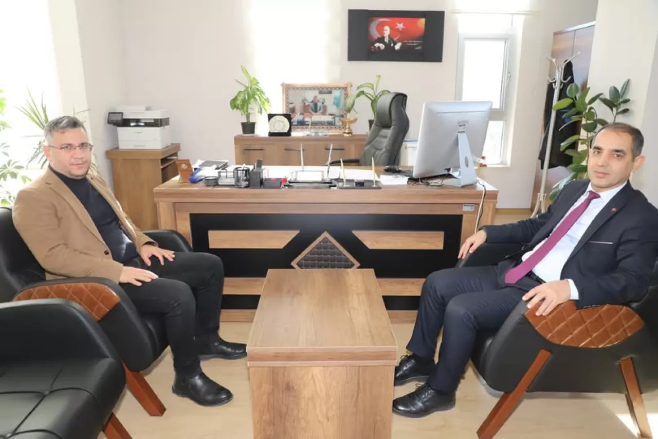 Adıyaman'da Sağlık Yöneticisi Doçentlik Unvanı Aldı