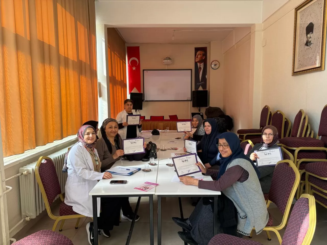 Serinhisar'da Toplum Sağlığı Merkezi Vatandaşları Bilinçlendirdi