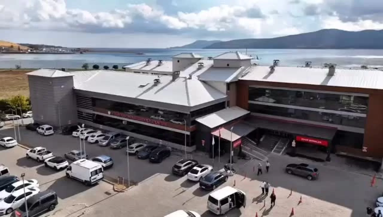 Bitlis'te Diyaliz Hastalarına Moral Konseri