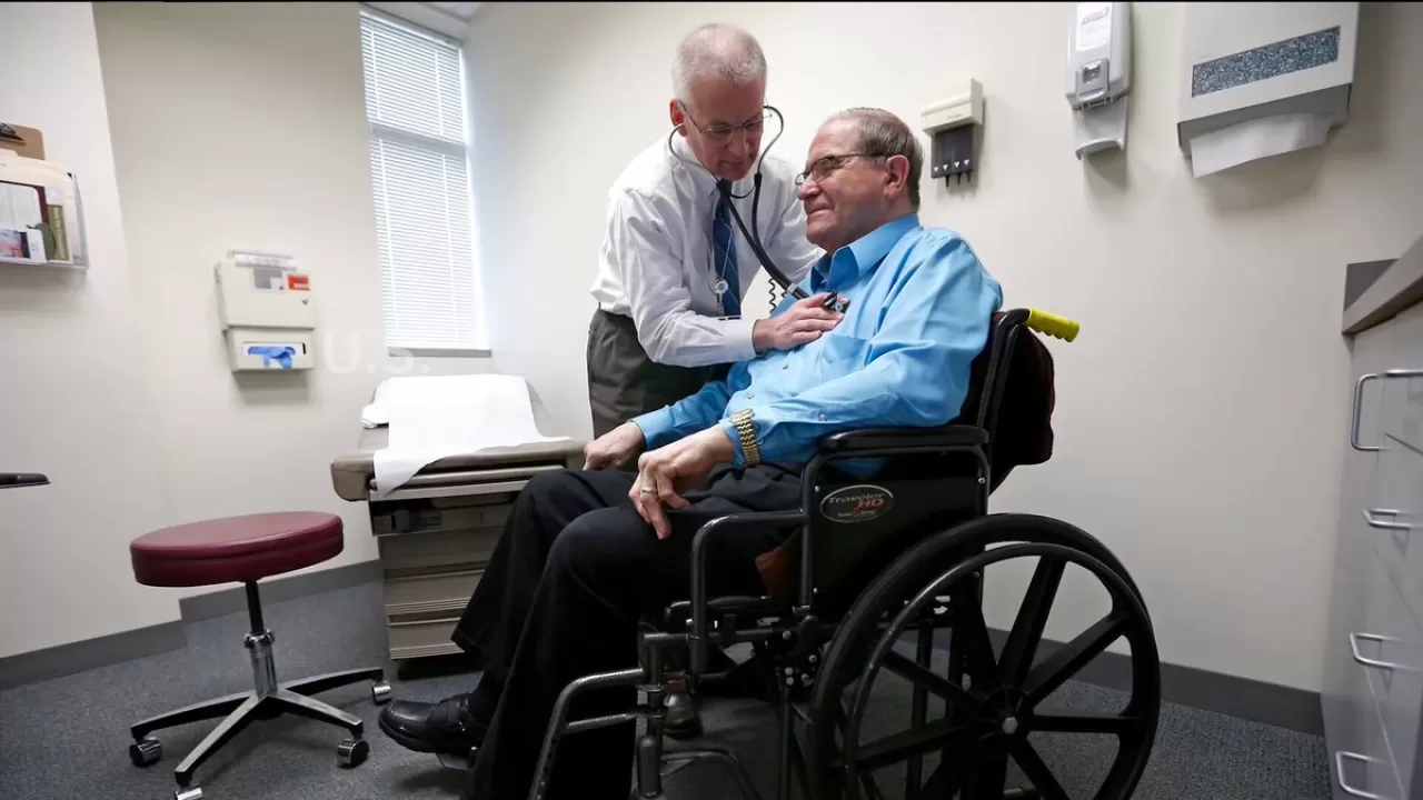 ABD'de Aileler için Sağlık Sigortası Primleri 2025'te Rekor Seviyeye Ulaştı