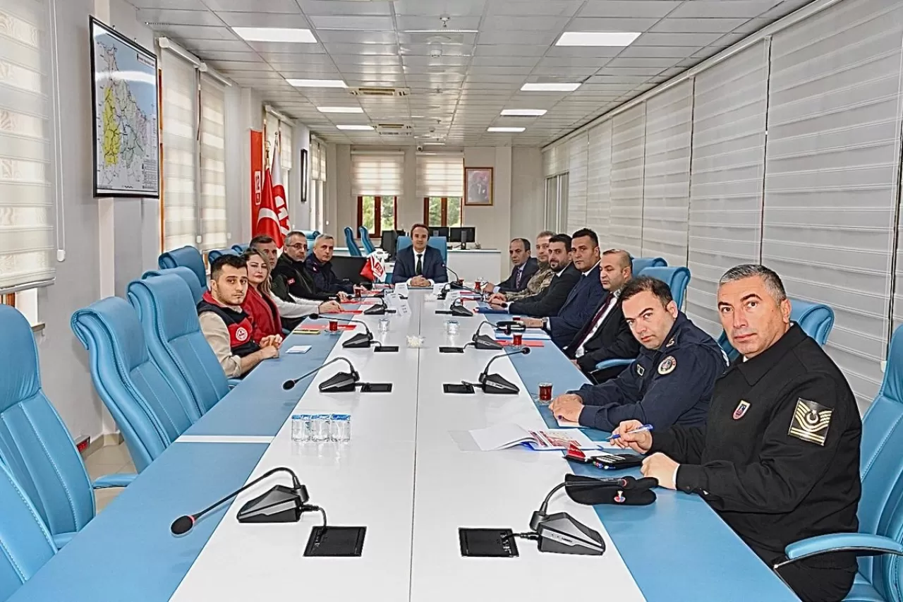 Amasya'da 112 Acil Çağrı Hizmetleri Koordinasyon Toplantısı Yapıldı