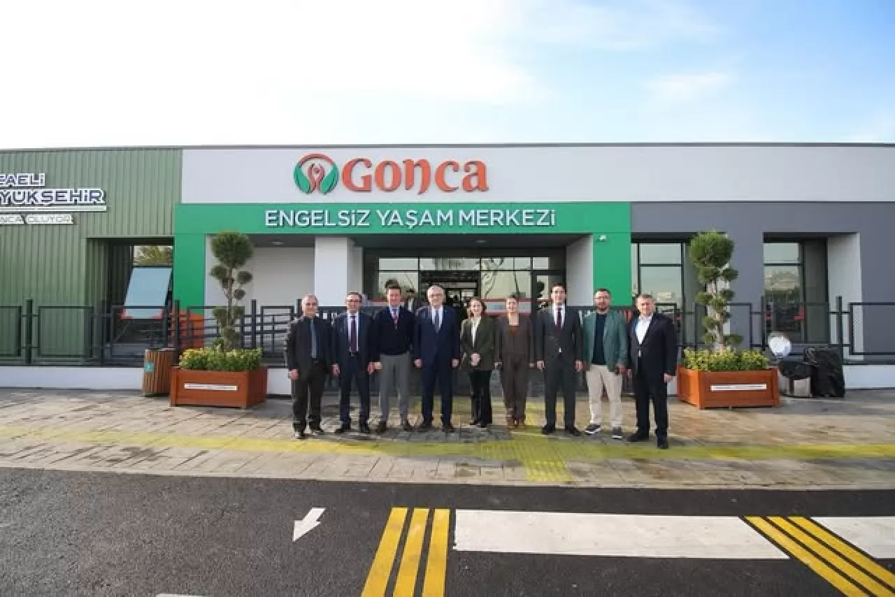 Kocaeli'de Özel Gereksinimli Bireyler İçin Ağız ve Diş Sağlığı Programı Başladı