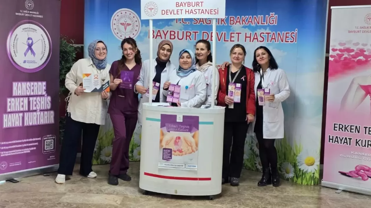 Bayburt'ta Meme Kanseri Farkındalık Etkinliği Düzenlendi