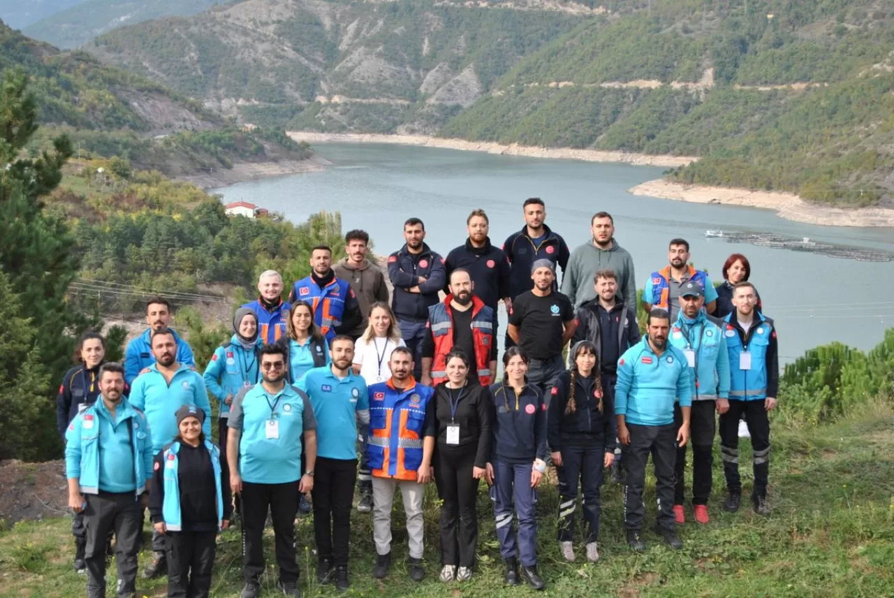 Artvin'de UMKE Ekiplerine Medikal Kurtarma Eğitimi