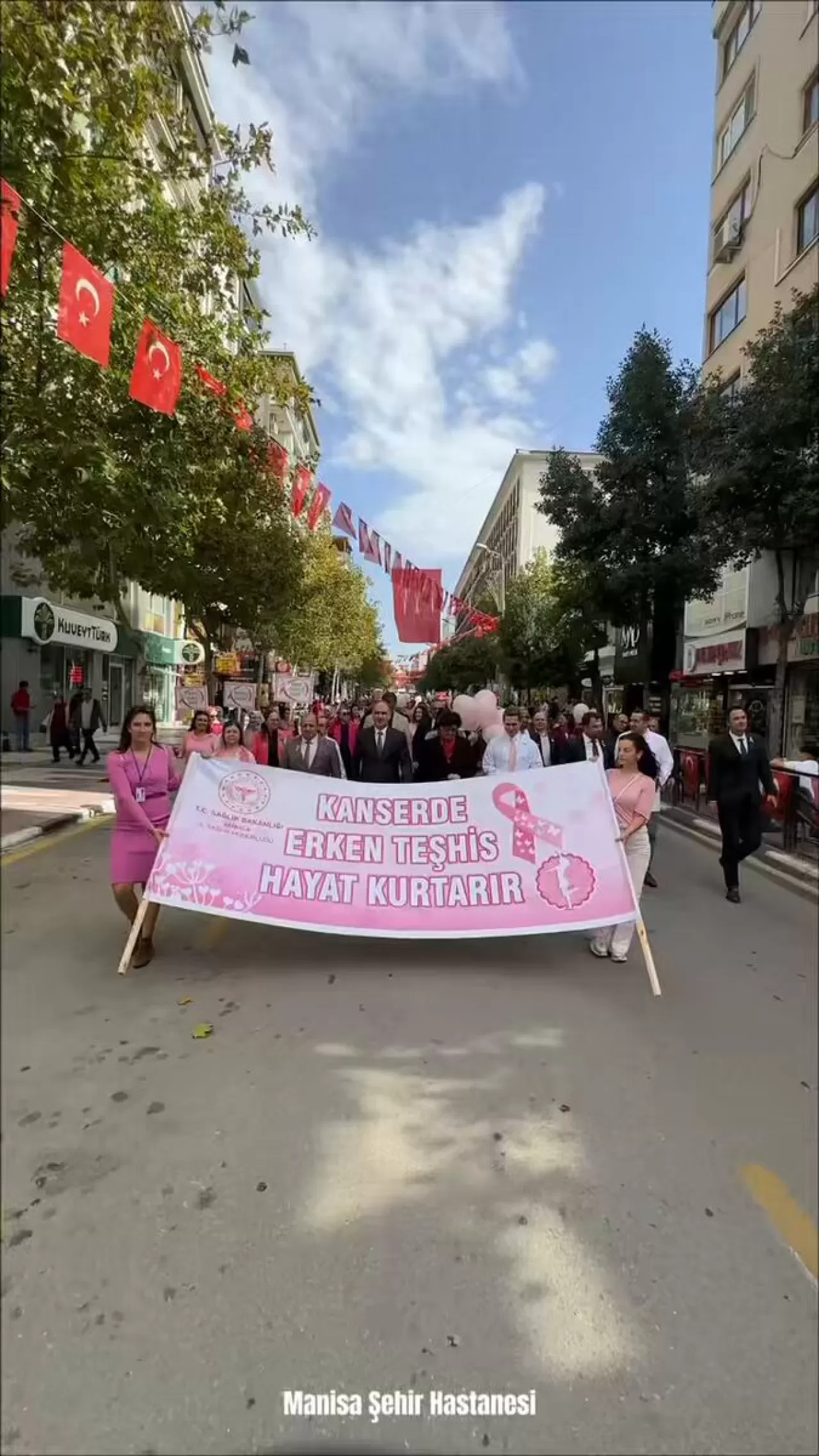 Manisa Şehir Hastanesi'nde Meme Kanseri Farkındalık Etkinlikleri Başladı
