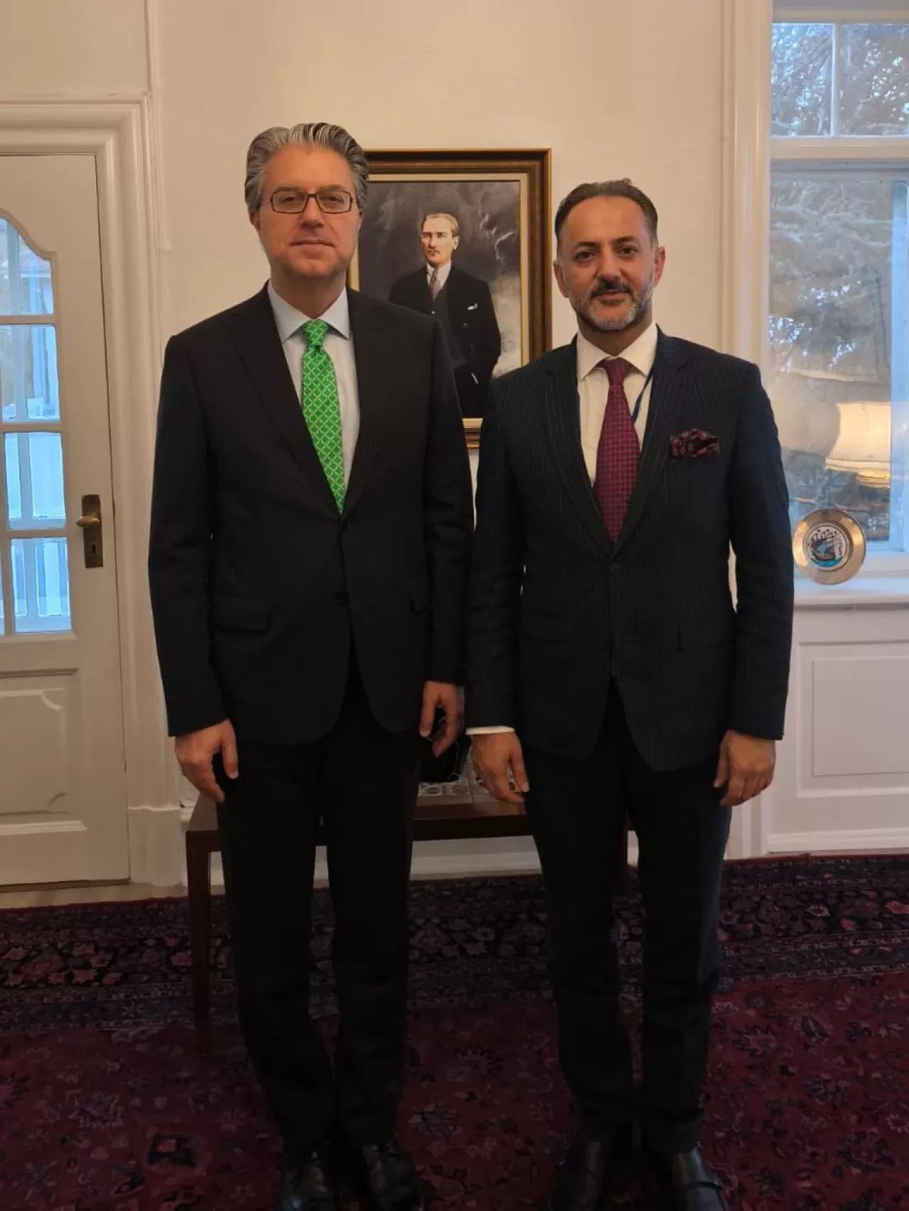 Sağlık Bakanlığı Yetkilisi Kopenhag'da Büyükelçi Tekin'i Ziyaret Etti