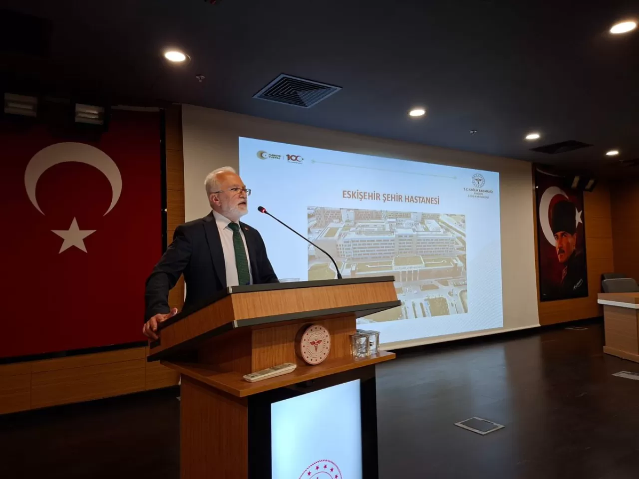 Eskişehir'de Şehir Hastanesi'nde Kapsamlı Değerlendirme Toplantısı Yapıldı