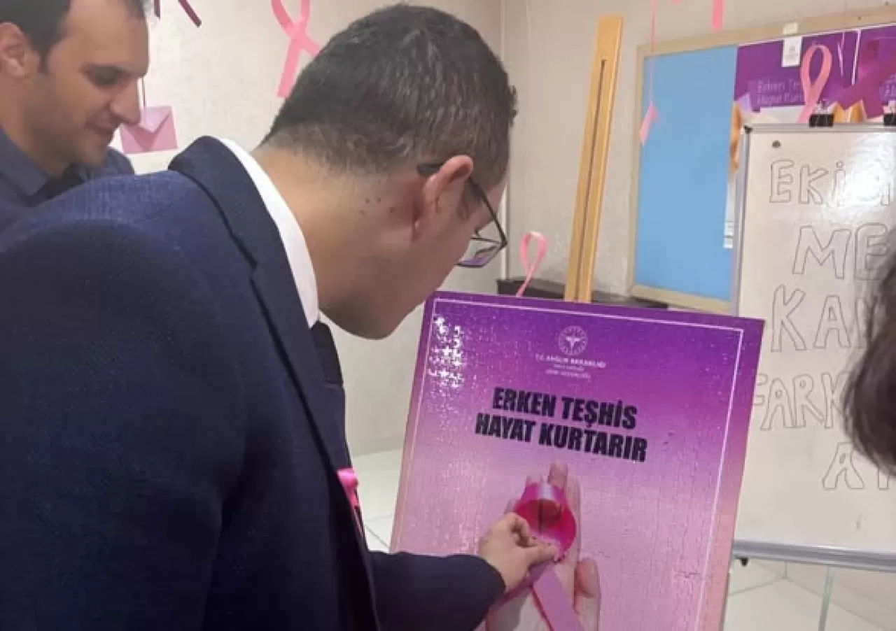 Karaman'da Meme Kanseri Farkındalığı İçin Anlamlı Etkinlik